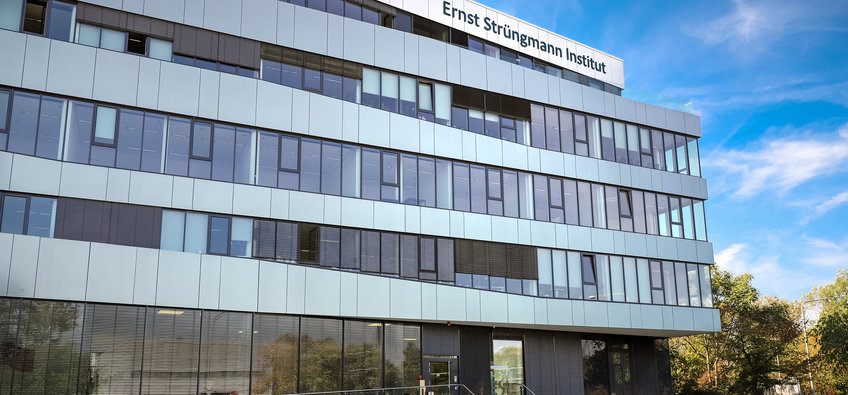 Assoziierte Einrichtung - Ernst Strüngmann Institute (ESI) for Neuroscience Assoziierte Einrichtung - Ernst Strüngmann Institute (ESI) for Neuroscience